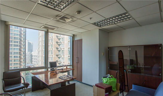 泰鹏大厦出租实拍图3