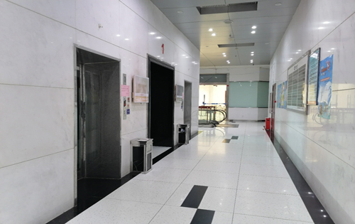 泰鹏大厦电梯